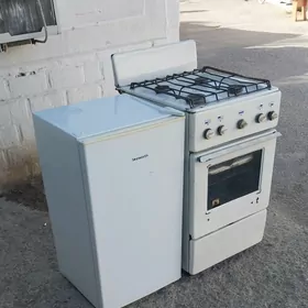 gaz plita holodilnik