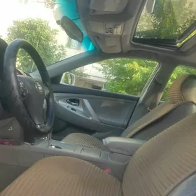 Toyota Camry 2011