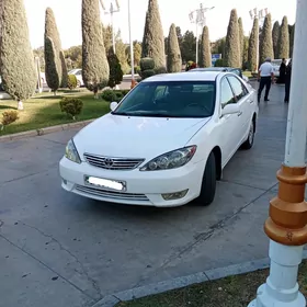 Toyota Camry 2003
