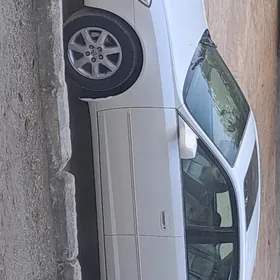Toyota Avalon 2003