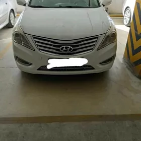 Hyundai Azera 2011