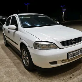 Opel Astra 2000