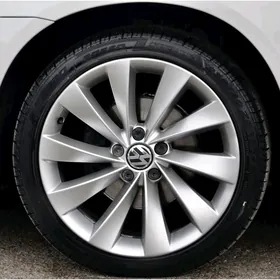 VOLKSWAGEN diska 17 диски