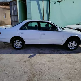 Toyota Camry 1999