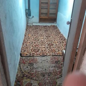 Boş komnat eyesinden
