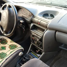 Opel Astra 1995