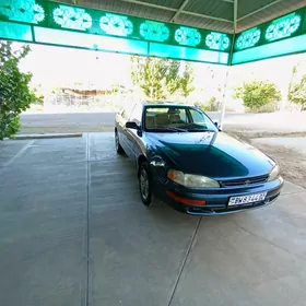 Toyota Camry 1993