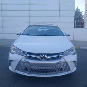 Toyota Camry 2017