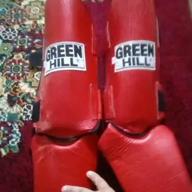 kid boks ayaga geyilyan