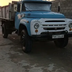 Zil 4331 1984