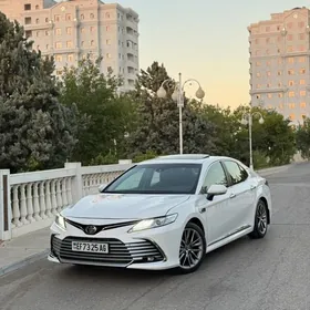 Toyota Camry 2022