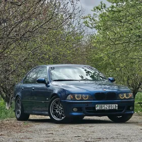 BMW E39 2002