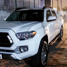 Toyota Tacoma 2023