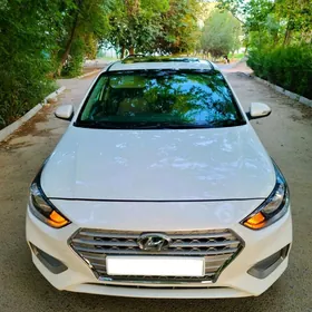 Hyundai Accent 2021