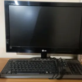 kompyuter monitor