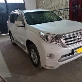 Toyota Land Cruiser Prado 2014