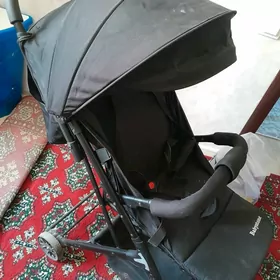 КОЛЯСКА