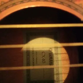Gitara Yamaha C40