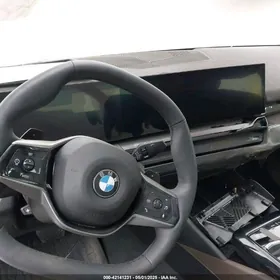 BMW 530 2024