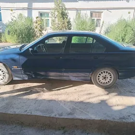 BMW 320 1992