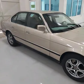 BMW 520 1989