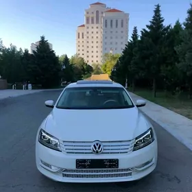 Volkswagen Passat 2013