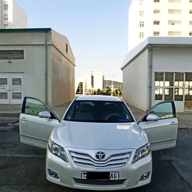 Toyota Camry 2011