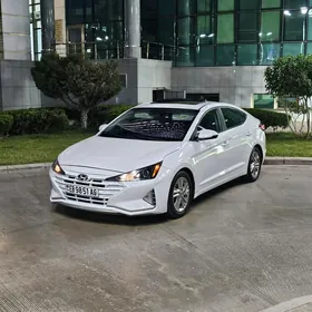 Hyundai Elantra 2019