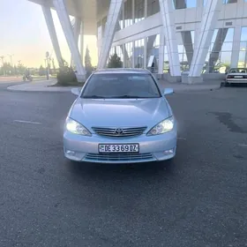 Toyota Camry 2005