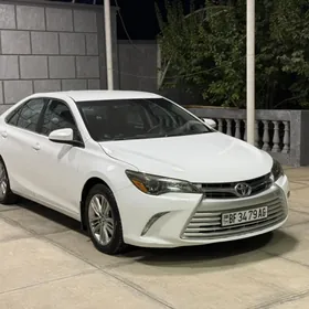 Toyota Camry 2016