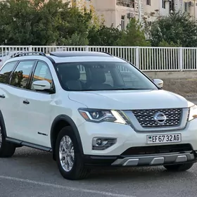Nissan Pathfinder 2020