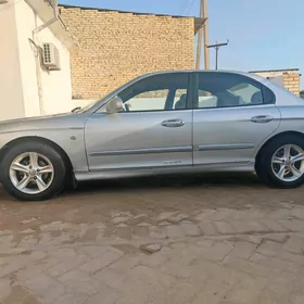 Hyundai Sonata 2001