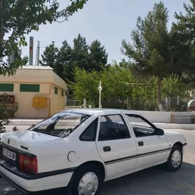 Opel Vectra 1990