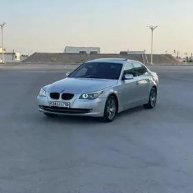 BMW E60 2004