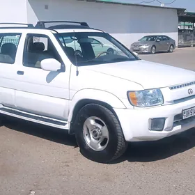 Infiniti QX4 2001