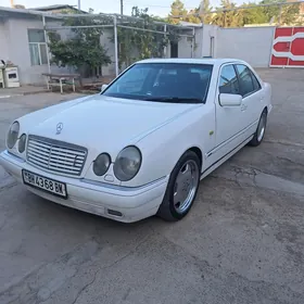 Mercedes-Benz C320 1999