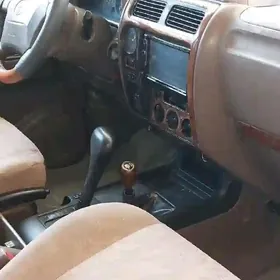 Toyota Land Cruiser Prado 2002