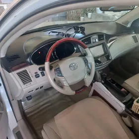 Toyota Avalon 2011