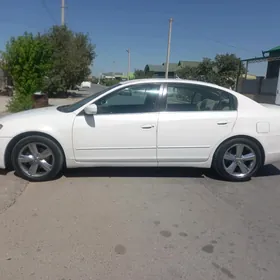 Nissan Altima 2005