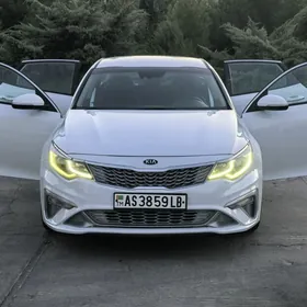 Kia Optima 2020