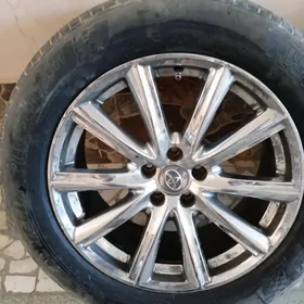 автомобильные диски 19