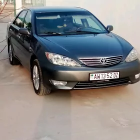 Toyota Camry 2005