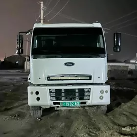 Ford Cargo 3535D 2013
