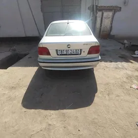 BMW E39 1997