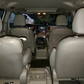 Toyota Sienna 2018