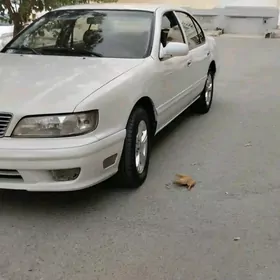 Nissan Maxima 1995