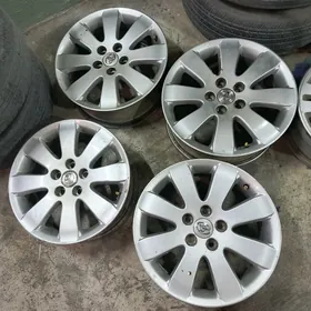 TOYOTA DISKA R 17