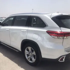 Toyota Highlander 2017