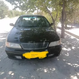 Nissan Cefiro 1995