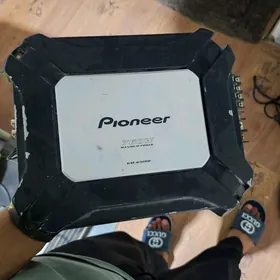 Pioneer 760w